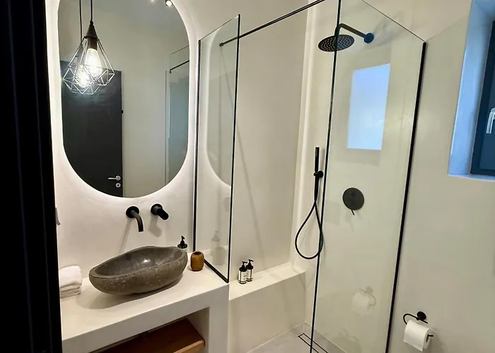 Faragas Hill Harmony Villa *