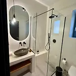 Faragas Hill Harmony Villa *