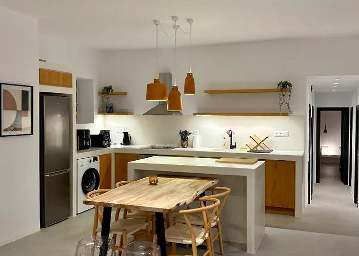 Faragas Hill Harmony Villa